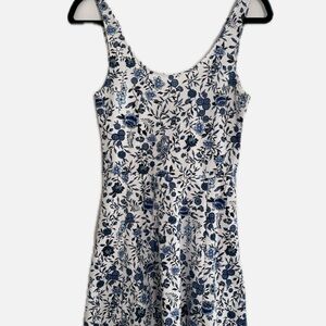 Divided H&M Blue Floral Pattern Top